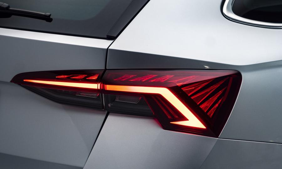 Детали экстерьера Skoda Octavia Combi 2020 года  (WW) (фото 5 из 69)